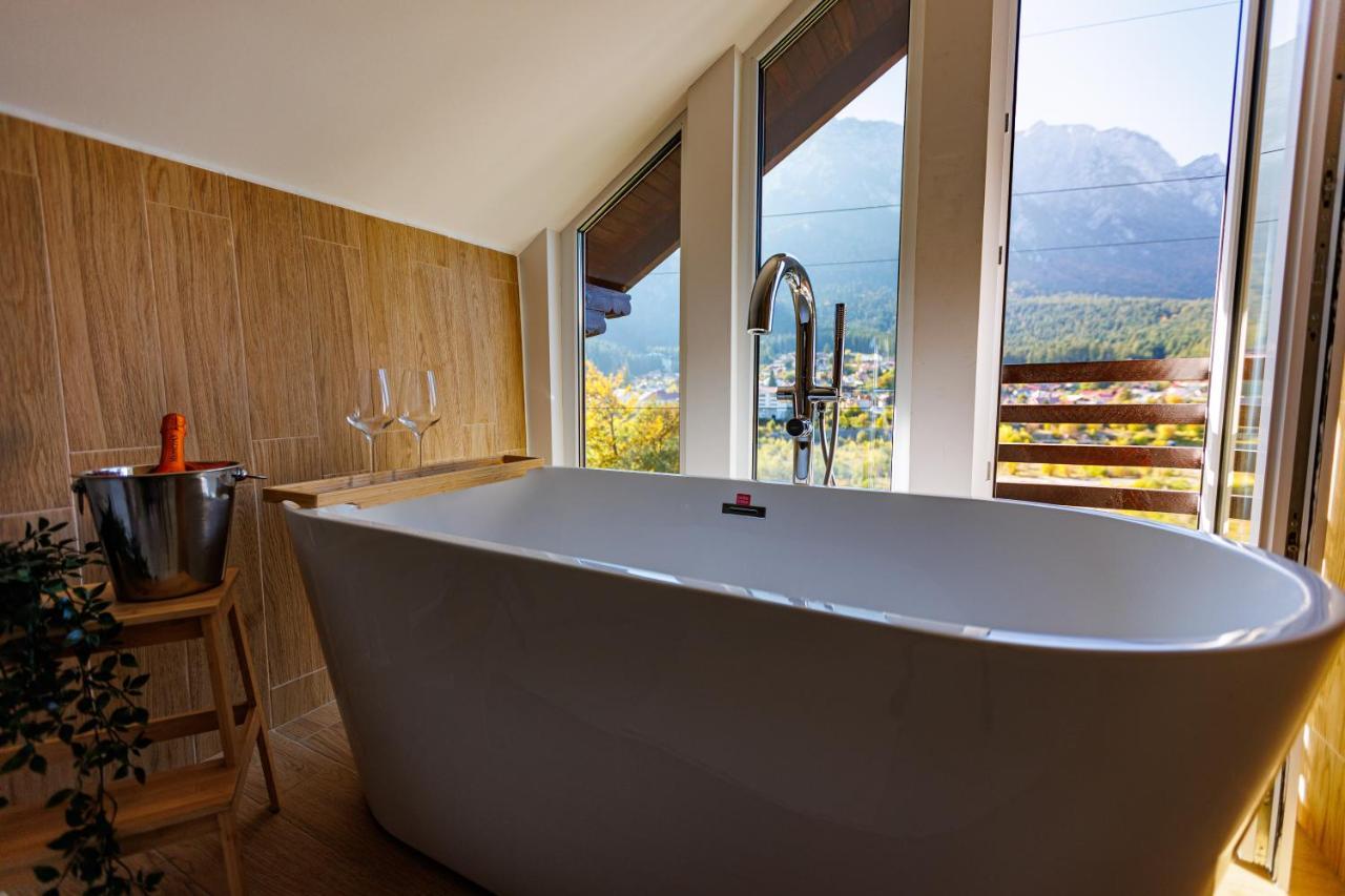 The Bear House 2 Villa Busteni Bagian luar foto